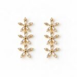 Aretes Bloom — Aretes de Cobre y Circones 1.3 cms.de Ancho 3.8 cms.de Largo